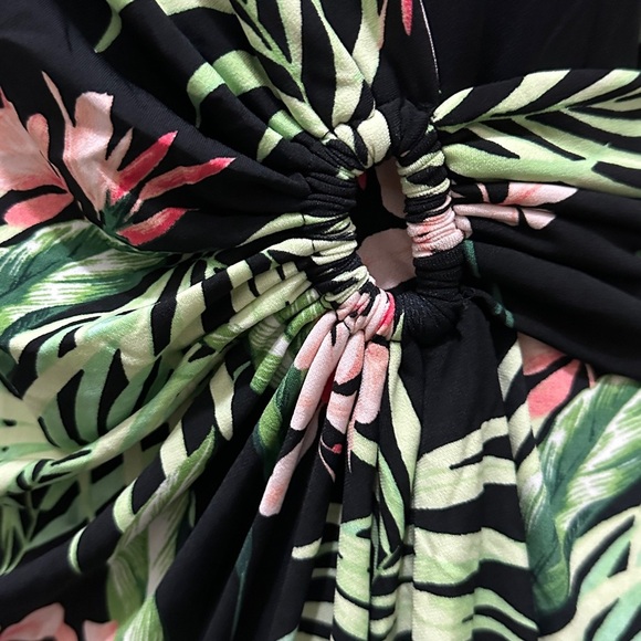 238 Tommy Bahama | NWT $148 Black Green Tropical Floral Halter Dress (Size XS) - Picture 6 of 16